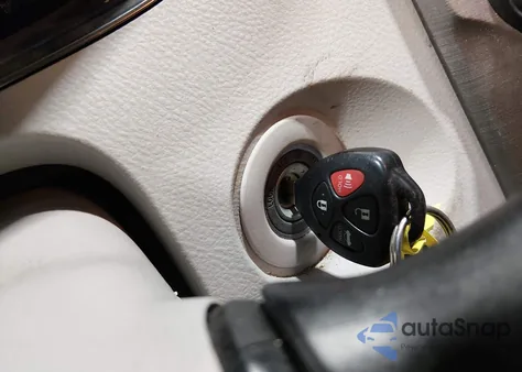 2011 Toyota Avalon z USA, uszkodzony, nr VIN 4T1BK3DB8BU418717